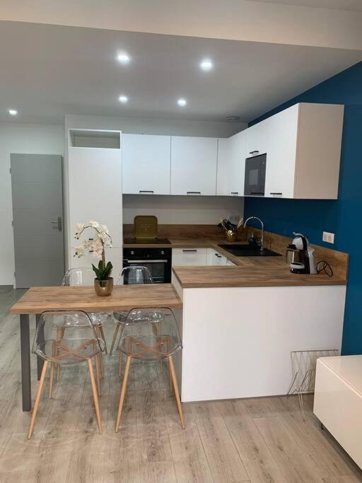 Appartement Etat Neuf La Chantalane -Proche Centre-Ville Cannes Exteriör bild