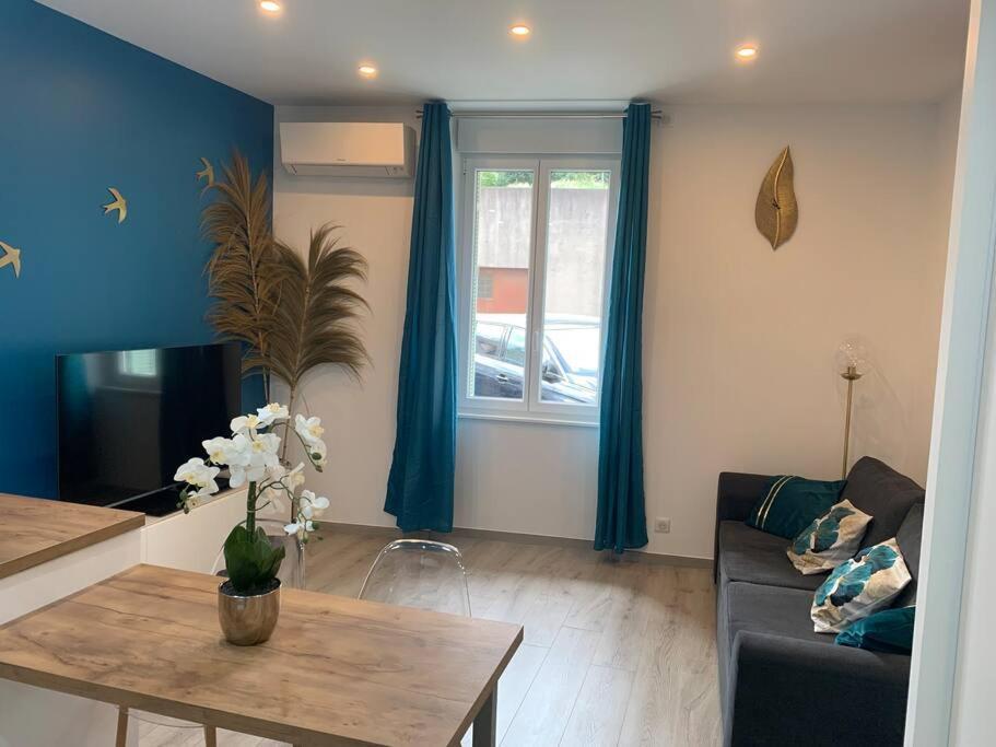 Appartement Etat Neuf La Chantalane -Proche Centre-Ville Cannes Exteriör bild